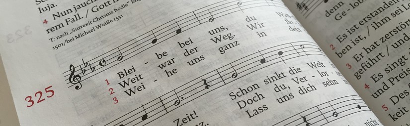 Lied des Monats, GL 325: Bleib bei uns, du Wandrer durch die Zeit