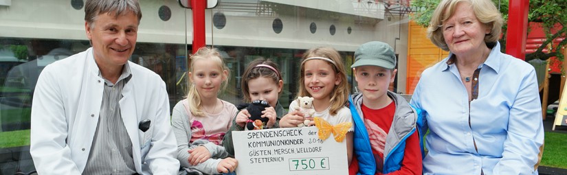 Erstkommunionkinder spenden 750 Euro an Hilfe für krebskranke Kinder e.V. Aachen