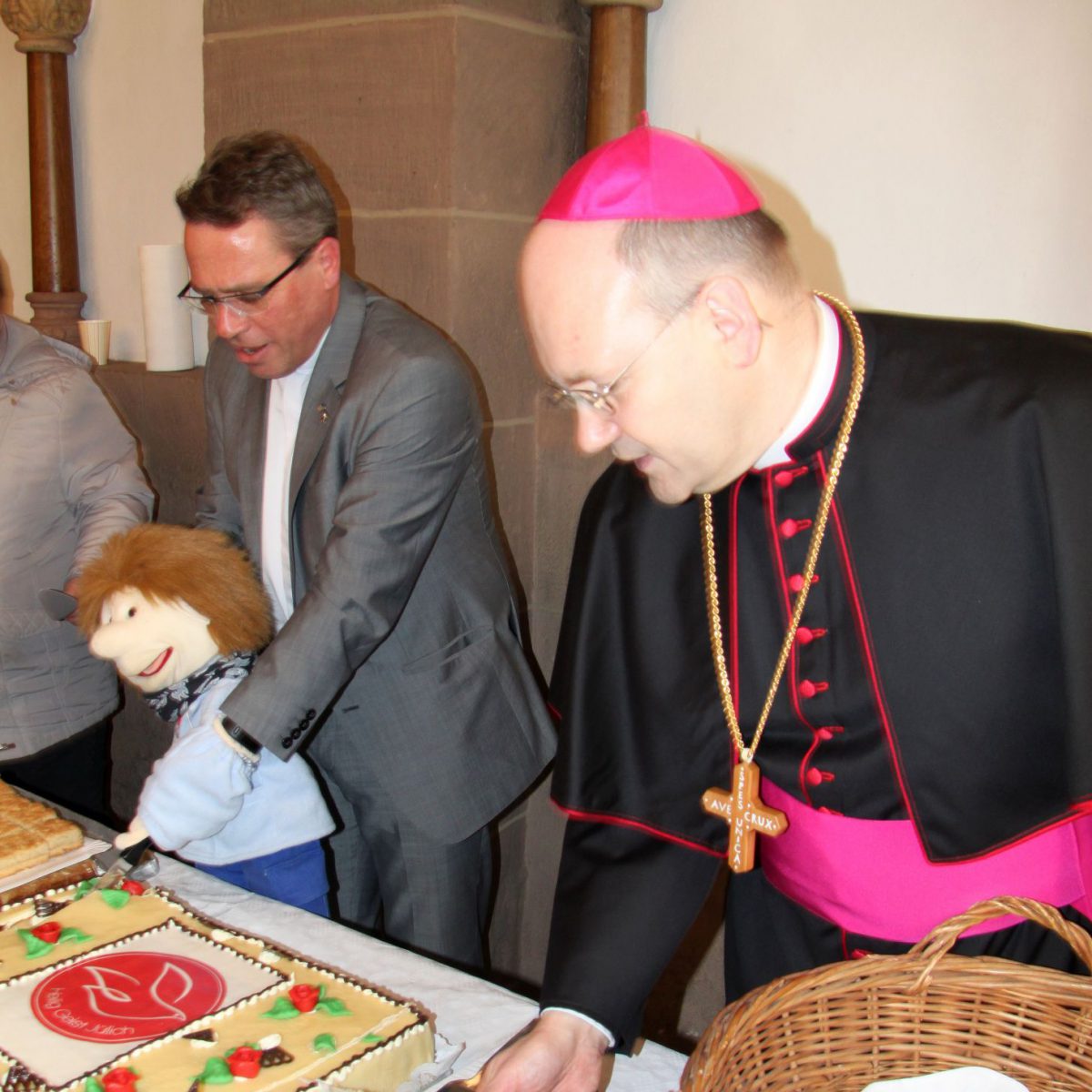 Unser Bischof Dr. Helmut Dieser … Pfarrei Heilig Geist Jülich